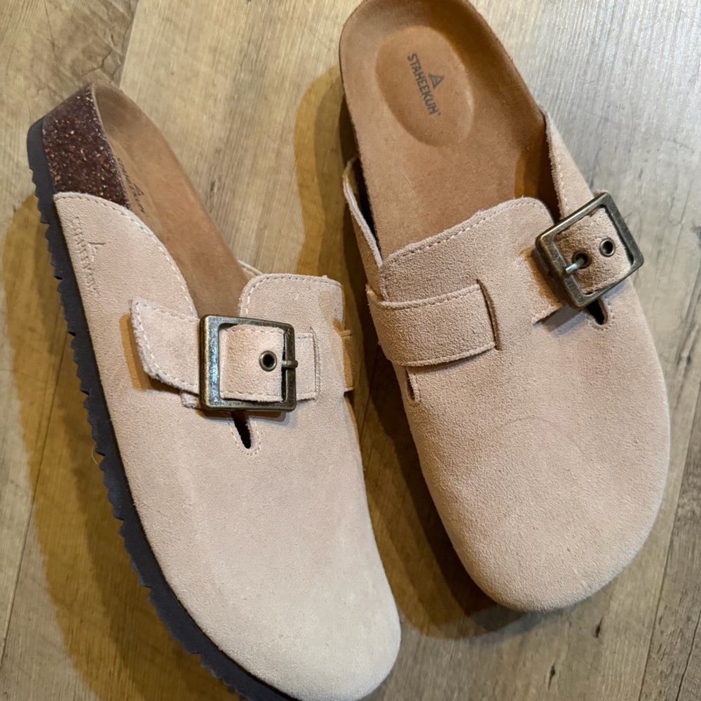 New Staheekum Crescent Slip On Buckle Clogs | Tan - Picture 1 of 9